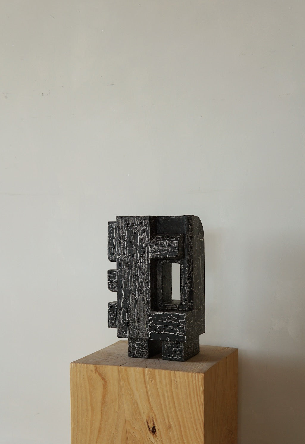 'Odile' Sculpture (Crackle)